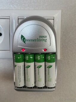 Nabíjačka batérií