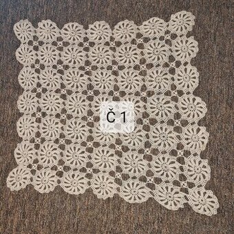 Súprava  háčkovaných  dečiek