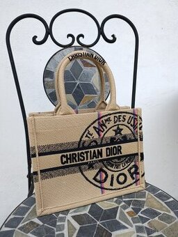 Dior.r taška