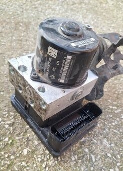 ABS jednotka 1K0 614 517 AE audi A3