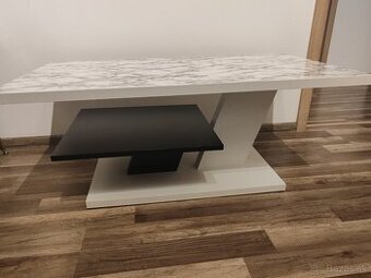 Konferenčný stolík