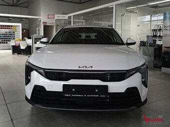 Kia K4 1,6 T-GDi, FWD, 7DCT SILVER 2026