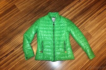 Dámska bunda Moncler v. S (36)