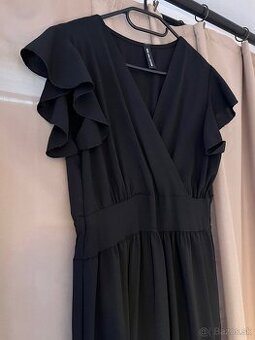 Čierne spoločenské šaty veľkosť M
