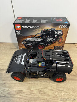 Lego Technic 42160 Audi RS Q e-tron