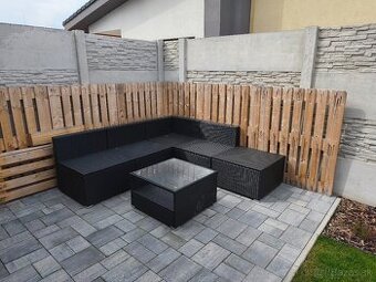 Predám vrchné časti z paliet vhodné na plot 100x130cm