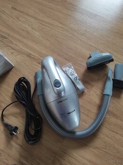 Maly rucny vysavac