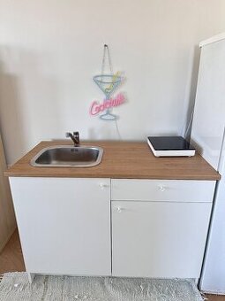Kuchynská linka KNOXHULT