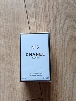 Ženský parfum Chanel No5