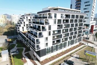 Dizajnový 3-izbový byt s panoramatickou terasou v prestí?