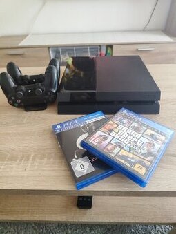 Predám PlayStation 4 (PS4) – plne funkčná
