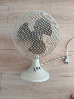 Tesco stolovy ventilator DeskFan DF98