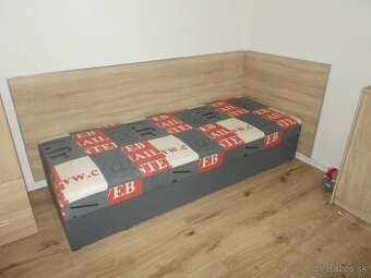 Valanda s uloznym priestorom 80x200 cm