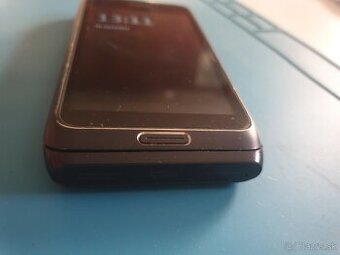 Nokia E7 rarita