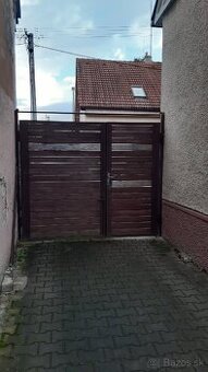 Bránové krídla s kovovým rámom – výška 200 cm