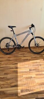 Specialized  Rock Hopper - 1