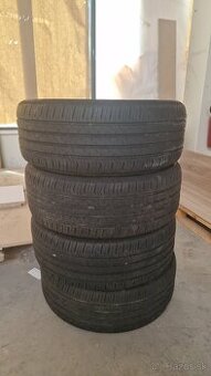 235/50R19 letné continetal