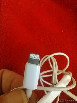 APPLE SLUCHÁTKA