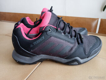Damske Gore-Texove tenisky ADIDAS Terrex.