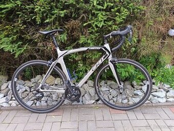 CKT 369 XL ultegra celokarbon