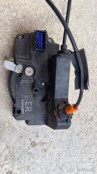 Opel corsa C x01 zámok spolujazdca