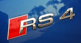 Audi RS4 emblém na kufor (nálepka RS4)