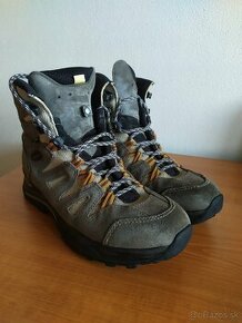 Dámske turistické topánky Lowa Khumbu GTX 41,5