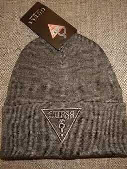 Čiapka Guess