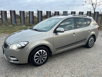 Predám KIA CEED SW 1.6 cvvt 92kw STK, EK do 2027