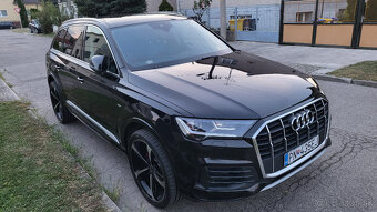 Audi Q7 45 TDI mHEV quattro tiptronic možná výmena za GLE mo