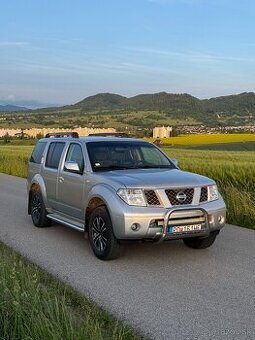 Nissan Pathfinder 2.5 dCI 128kW