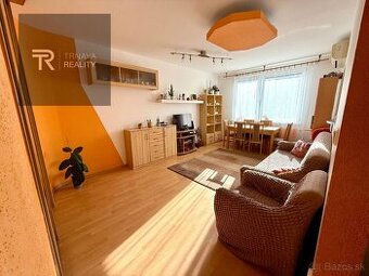 EXKLUZÍVNE TRNAVA REALITY - 3 izbový byt s loggiou, 66,13