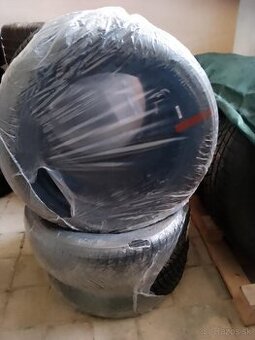195/60 R15 Celoročné pneumatiky