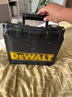 DeWalt kufor na aku naradie