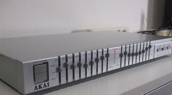2x9 pasmovy strieborny equalizer AKAI EA-A22 vyr JAPAN =ae12