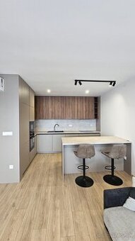 2i zariadený byt v Prievidzi, novostavba, centrum