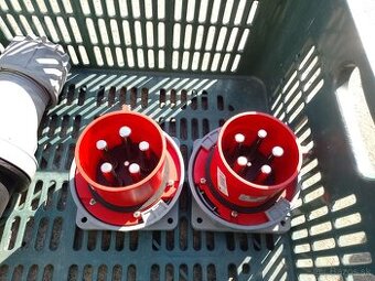 125A panelové samce