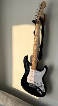 Fender Squier Sonic Stratocaster elektrická gitara