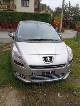 Peugeot 5008 1.6 THP 115 kW – na náhradné diely / kompletné