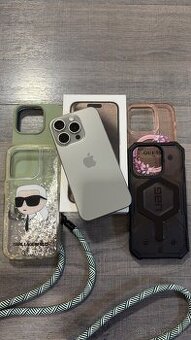 Apple iPhone 15 pro 256GB komplet top stav
