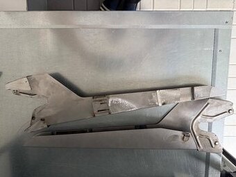 Kryt řetězu Californian 250/04