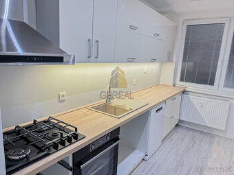 Ponuka na prenájom | Kompletne zrekonštruovaný 3-izbový byt 