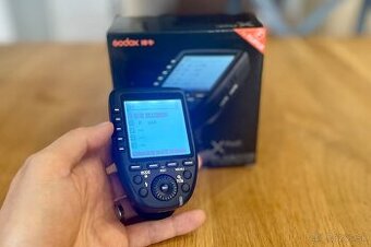 Godox XPro F odpaľovač (riadiaca jednotka)