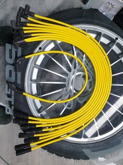 V8 - Sviečkové káble