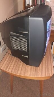 Darujem retro televízor