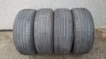 Predám letné pneu Bridgestone Turanza T005, 235/55 R18