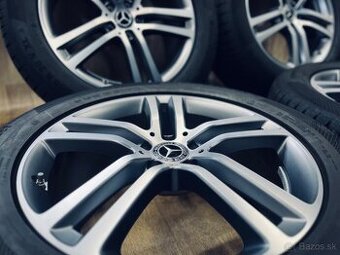 Originál zimní kolesa Mercedes GLE R20 A167