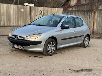Peugeot 206 1.4 benzin