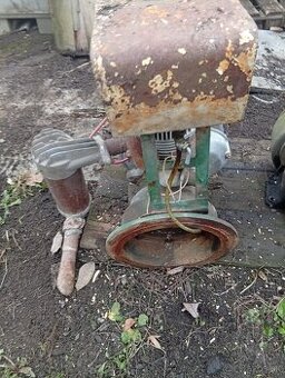 Predám tieto 2 stabilné motory