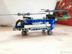 Lego  Technic 42020 helikoptéra s dvomi rotormi